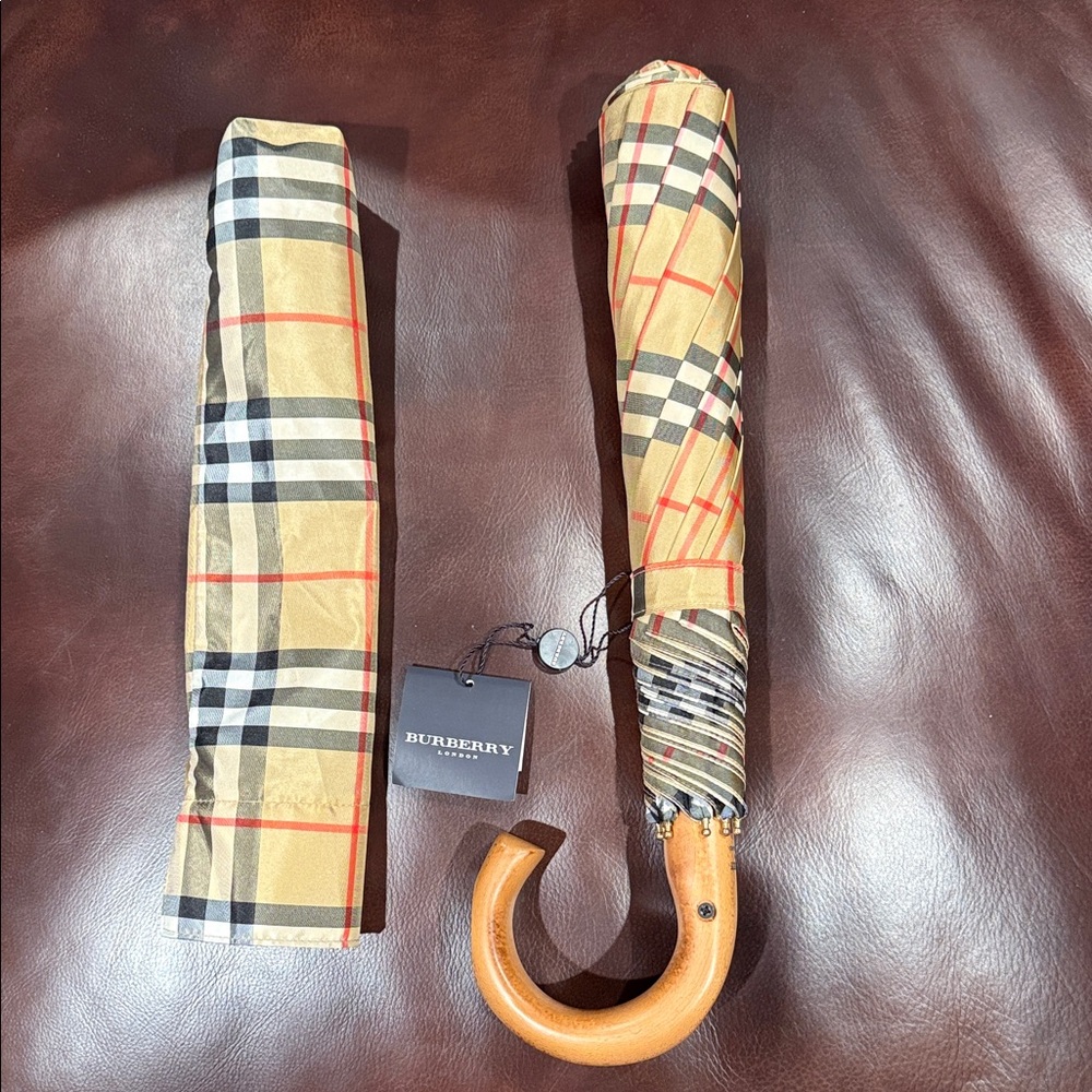 NWT Burberry Beige and Black Plaid Classic Umbrella - Picture 3 of 4